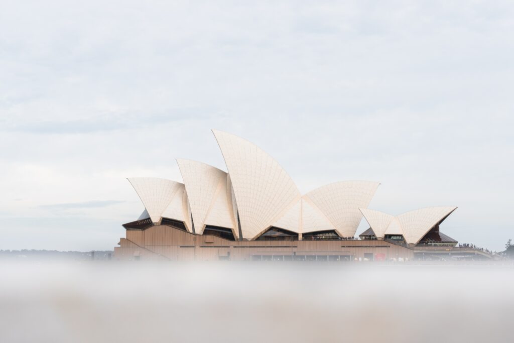 matt-hardy-akPUkbdVxgc-unsplash